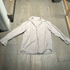 Everlane relaxed fit button down grey boyfriend shirt